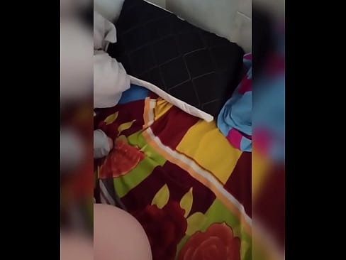 ❤️ Моя соседка остается дома одна, потому что ее муж уходит в отпуск, а я пользуюсь случаем, чтобы трахнуть ее и наполнить ее задницу молоком Анальное видео у нас ️❤